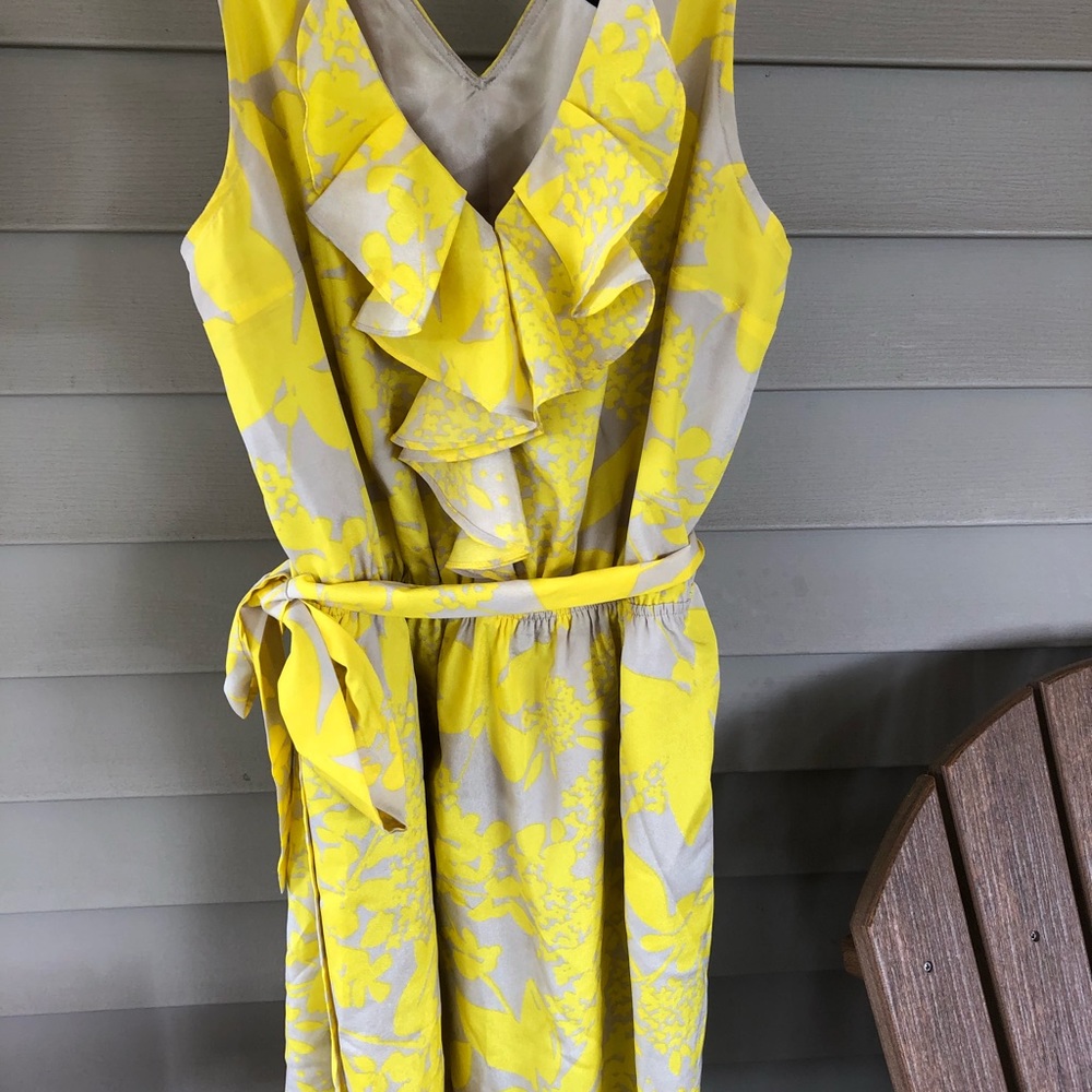 Pretty summer corporate dress